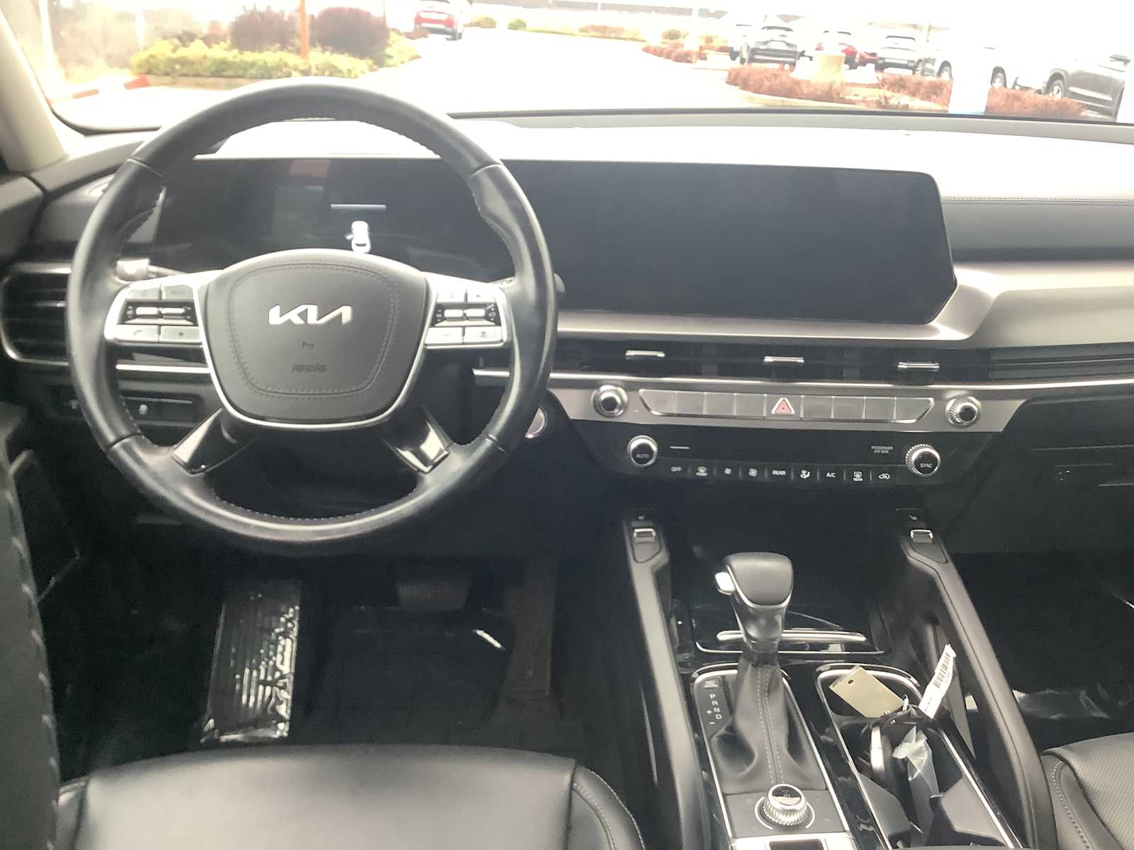 Thumbnail: 2024 Kia Telluride - 10