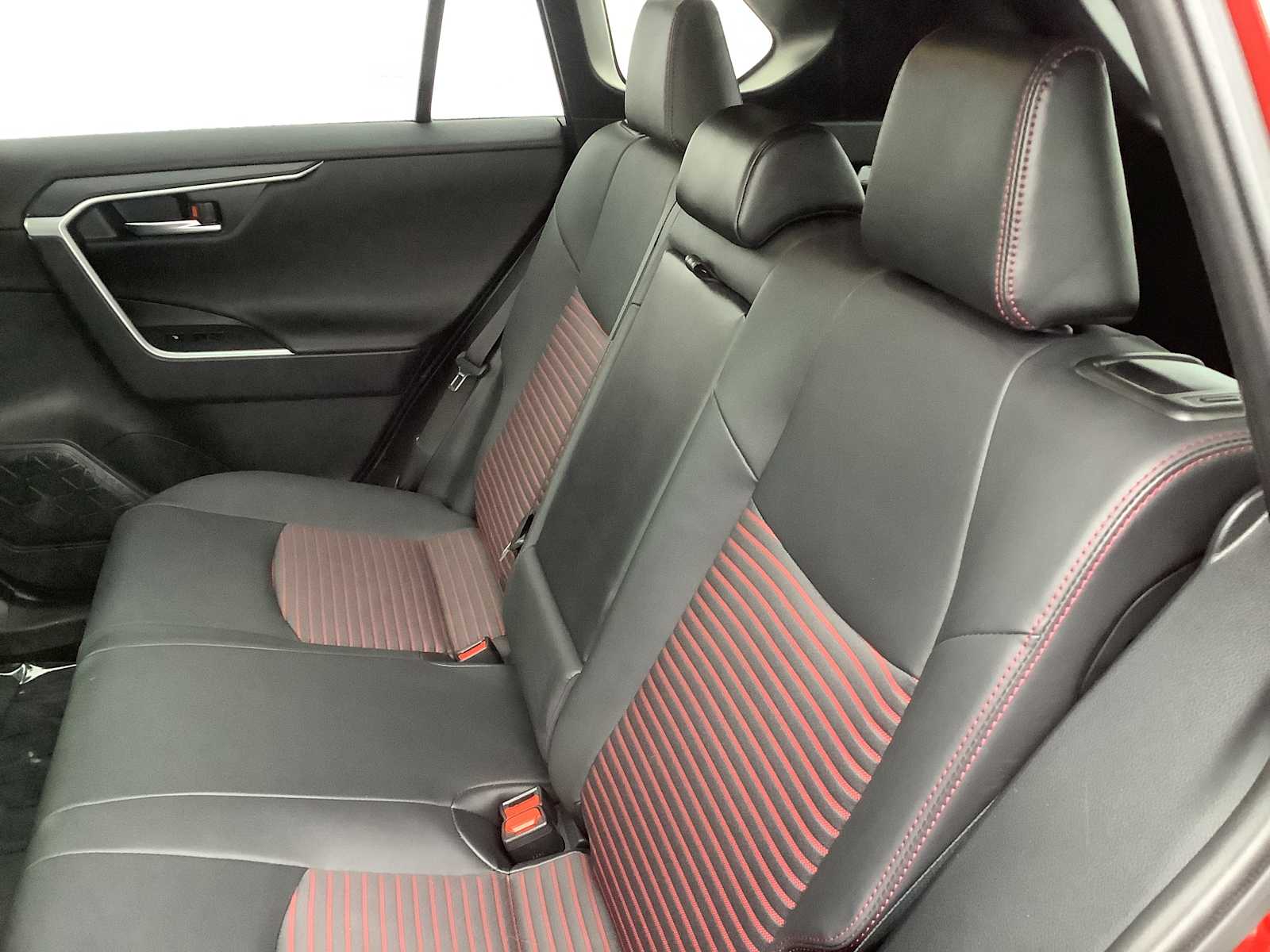 Thumbnail: 2023 Toyota RAV4 - 14