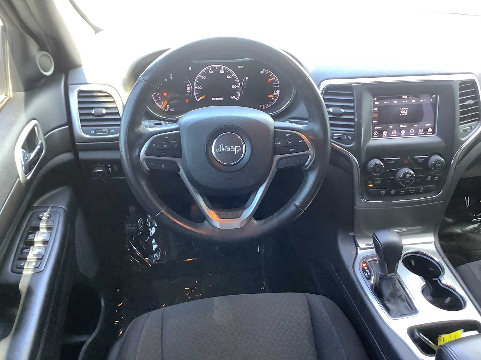 Thumbnail: 2018 Jeep Grand Cherokee - 10