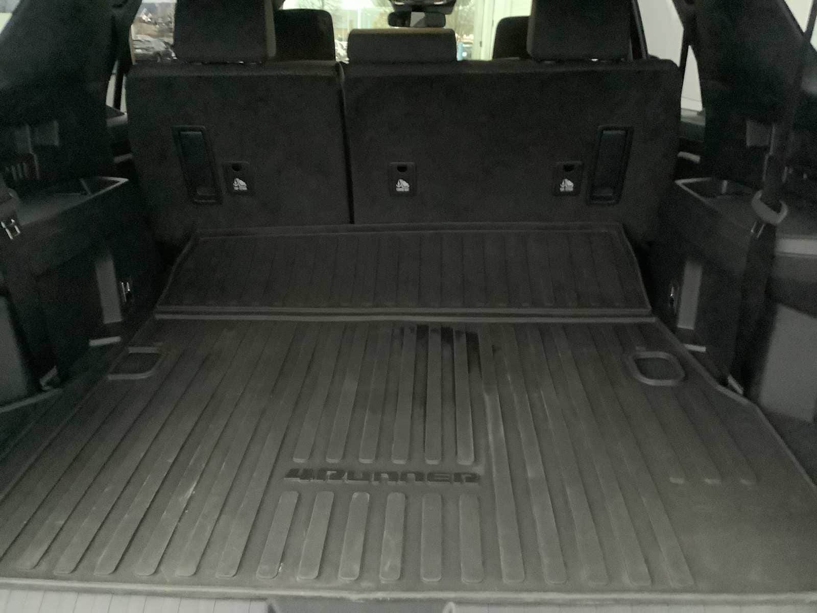 Thumbnail: 2025 Toyota 4Runner - 14