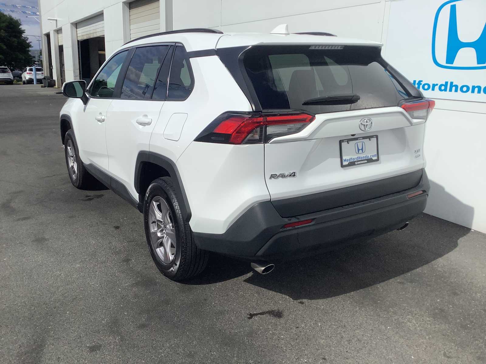 Thumbnail: 2025 Toyota RAV4 - 4