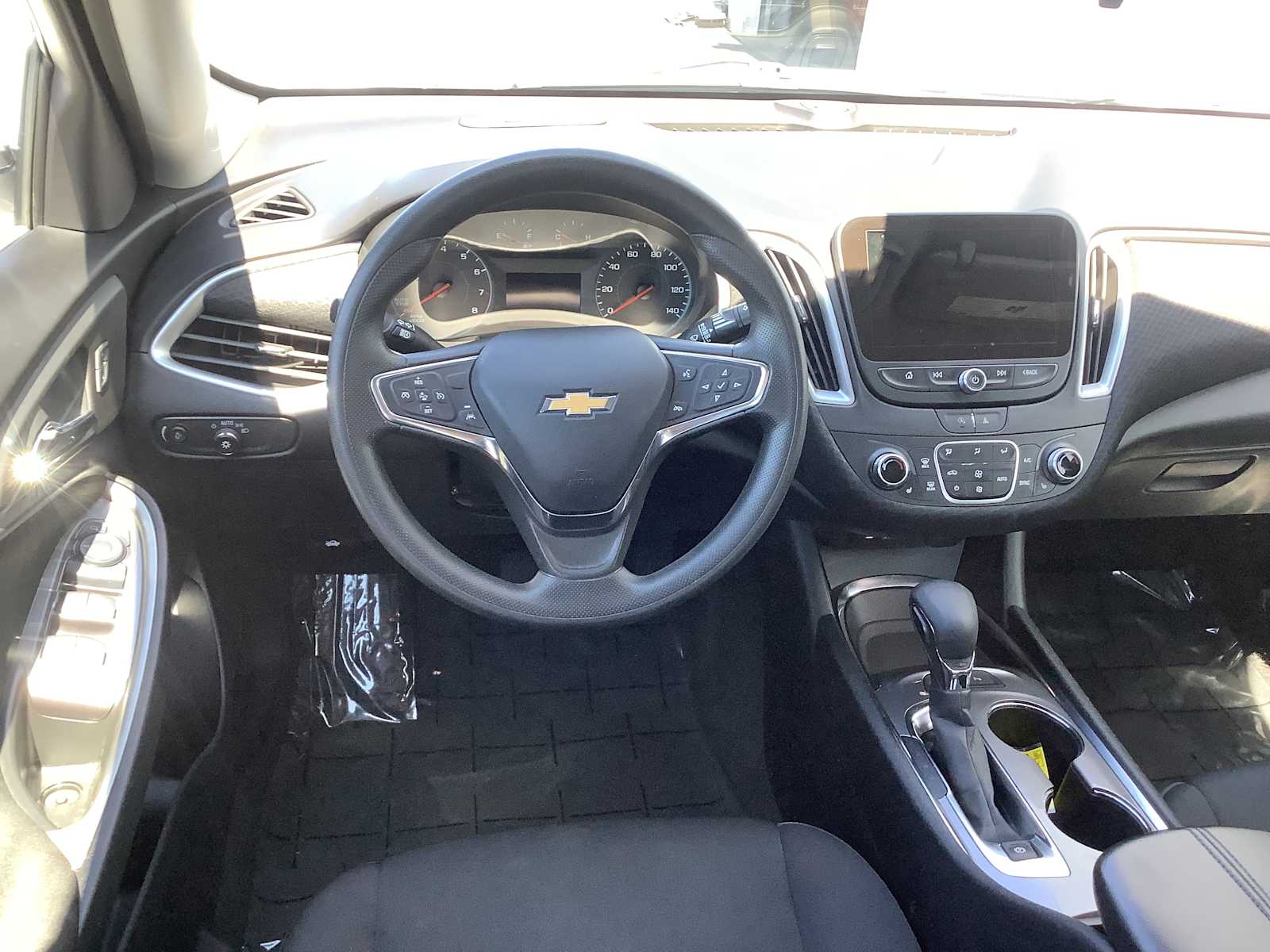 Thumbnail: 2024 Chevrolet Malibu - 10