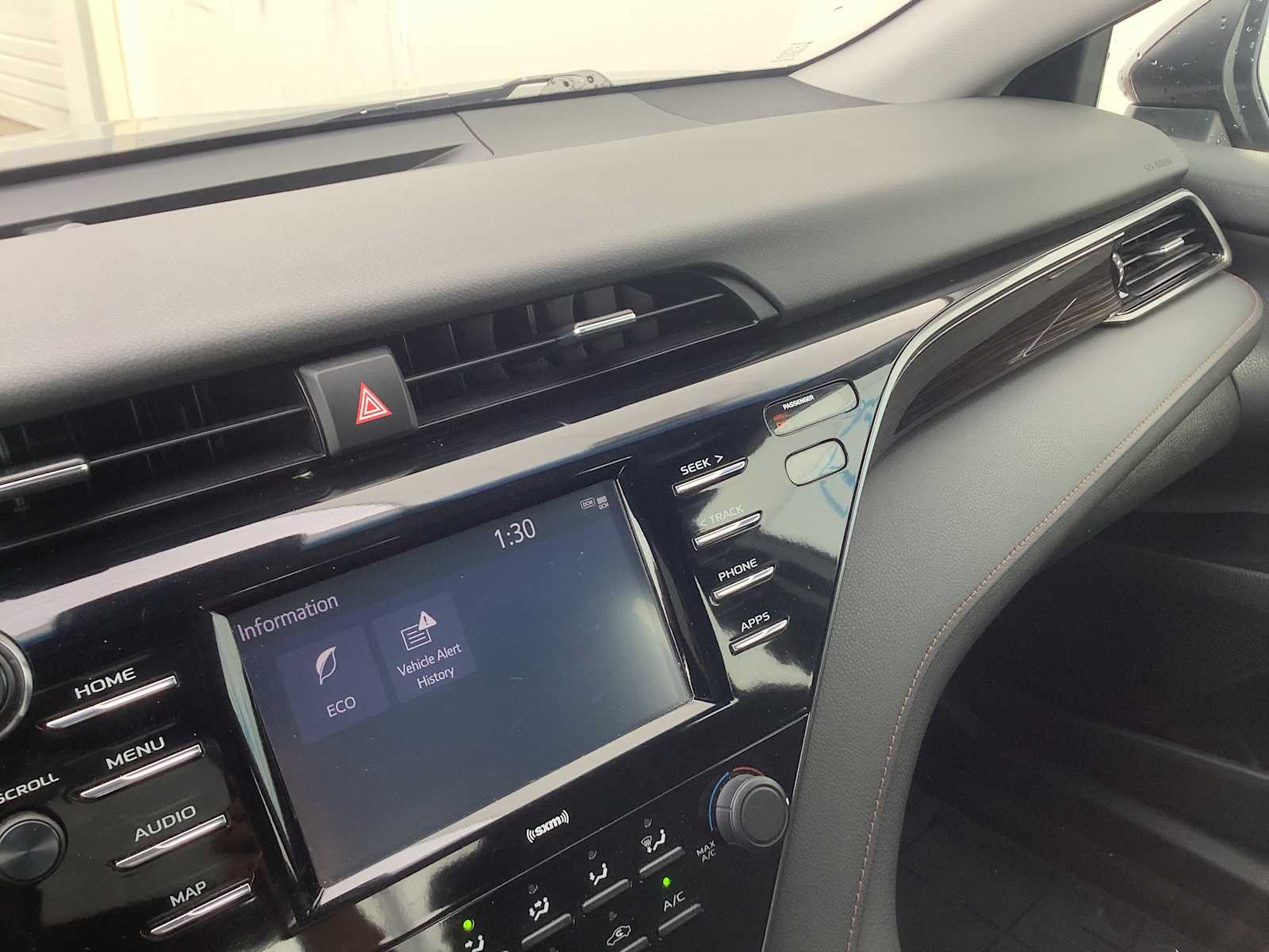 Thumbnail: 2020 Toyota Camry - 17