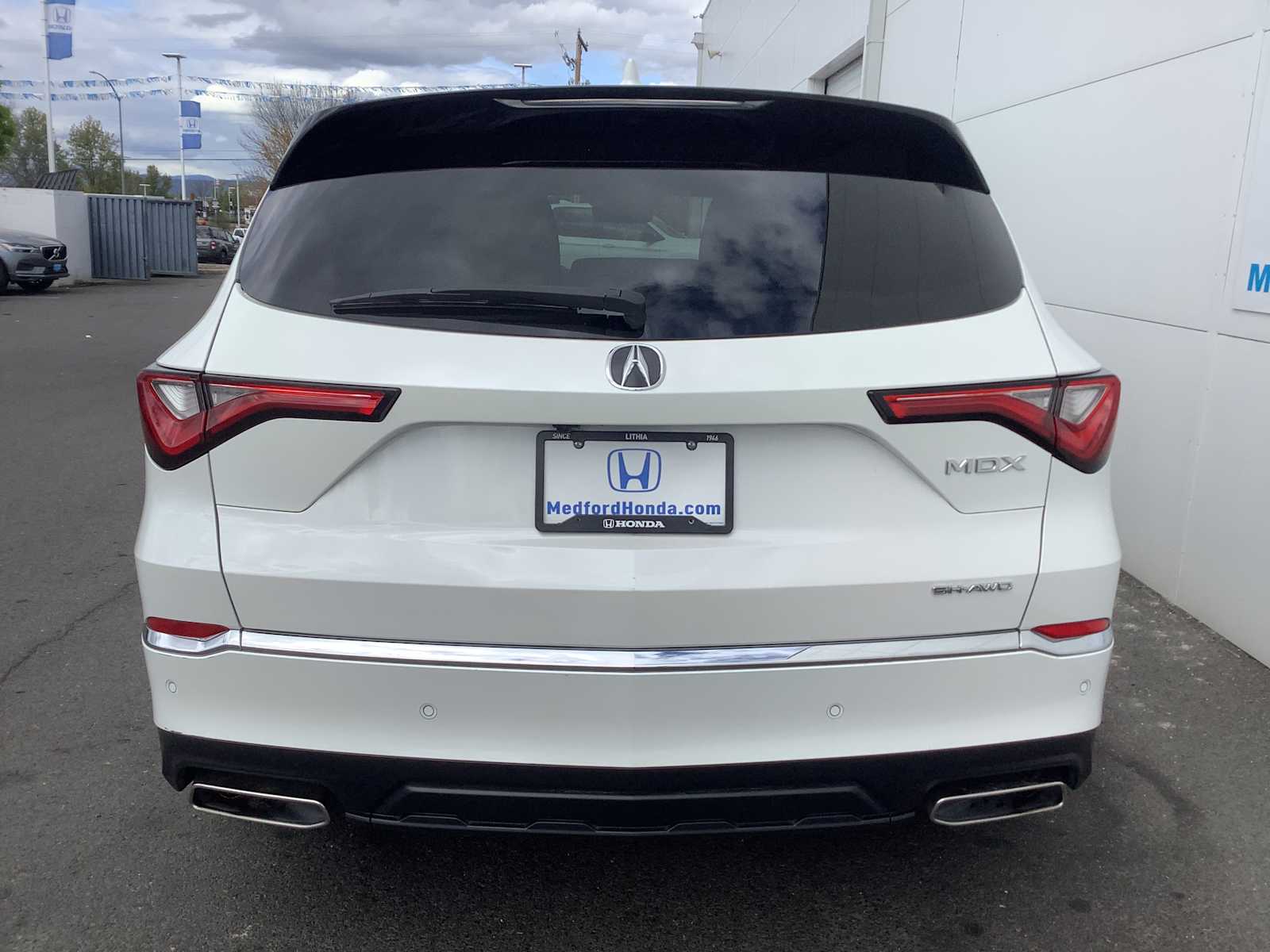 Thumbnail: 2024 Acura MDX - 5