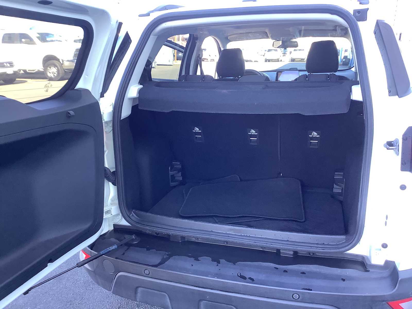 Thumbnail: 2022 Ford EcoSport - 18