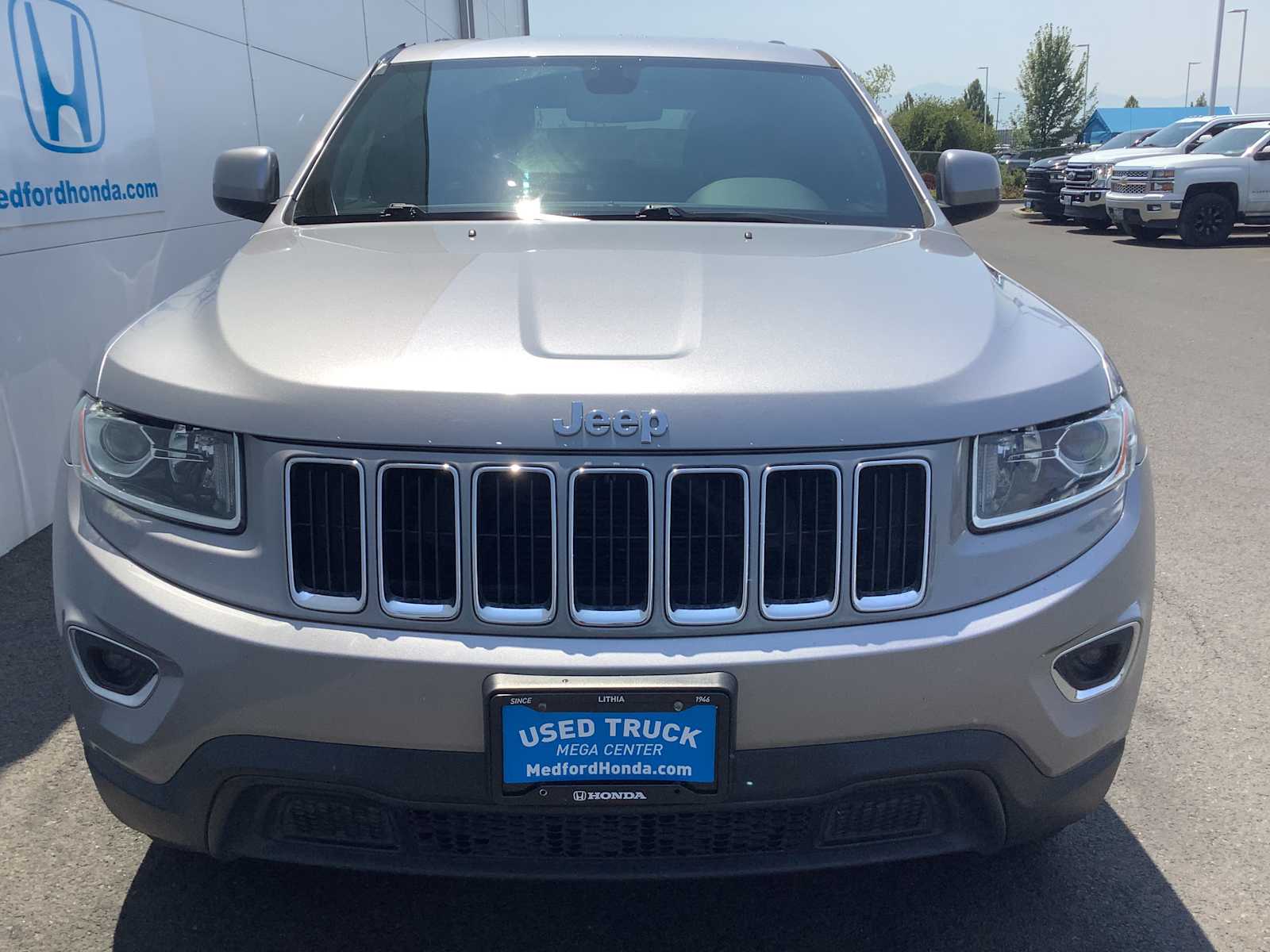 Thumbnail: 2015 Jeep Grand Cherokee - 9
