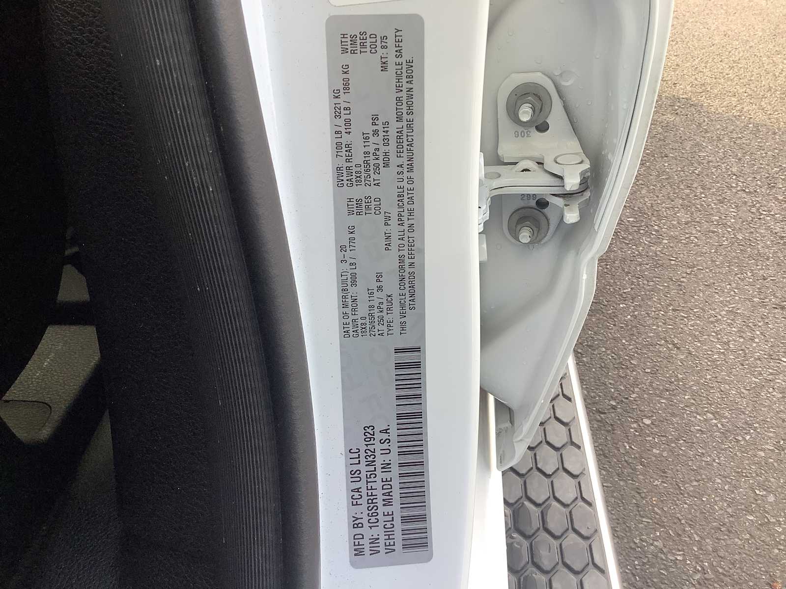 Thumbnail: 2020 RAM 1500 - 21