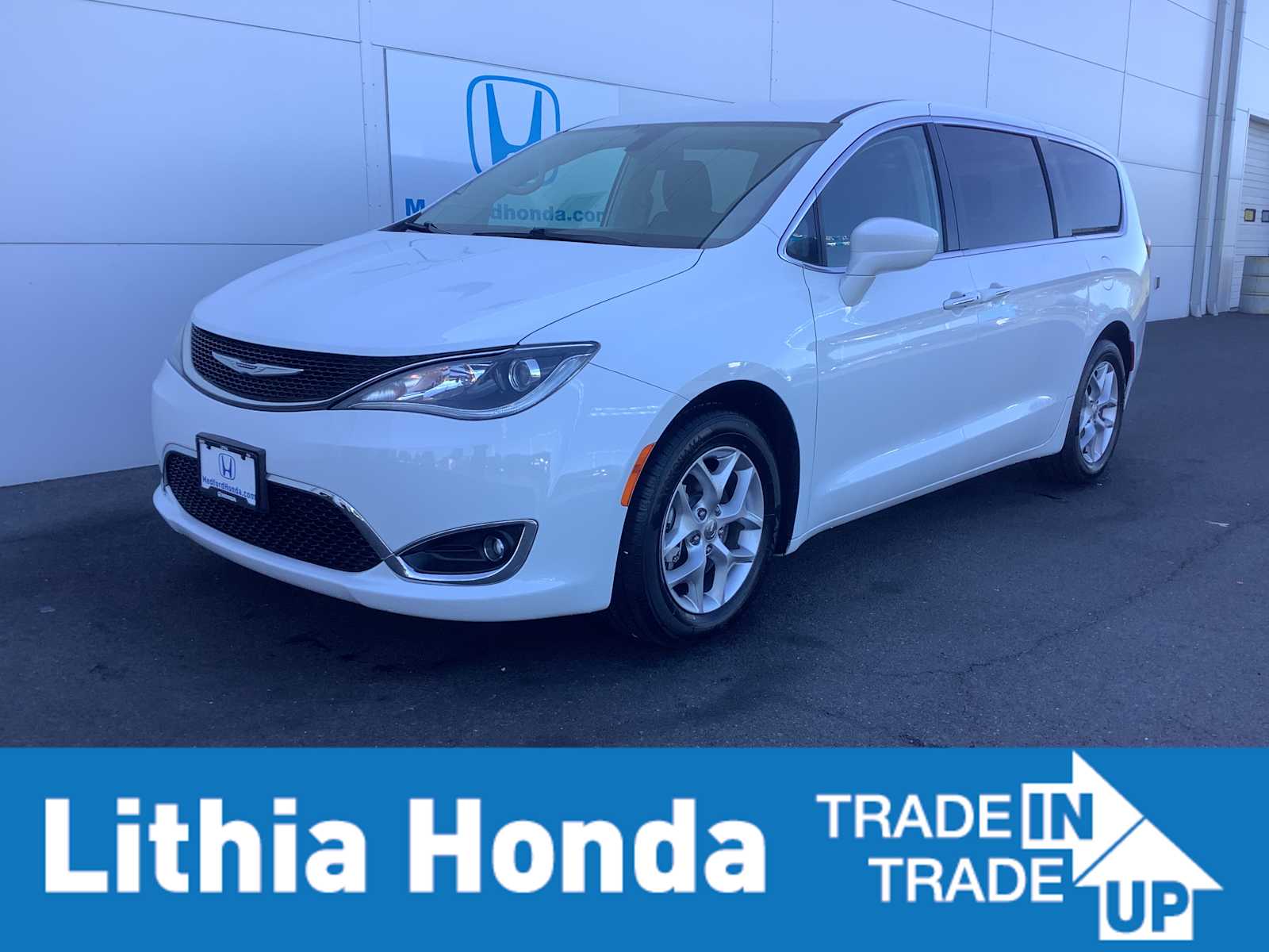 2019 Chrysler Pacifica Touring Plus -
                  Medford, OR