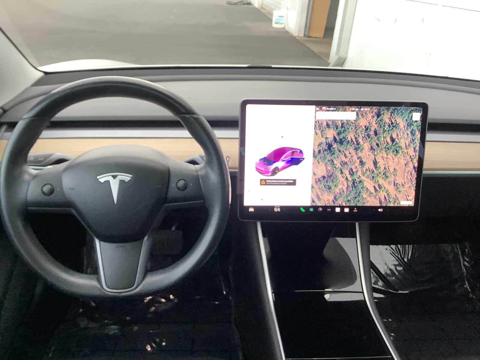 Thumbnail: 2018 Tesla Model 3 - 11