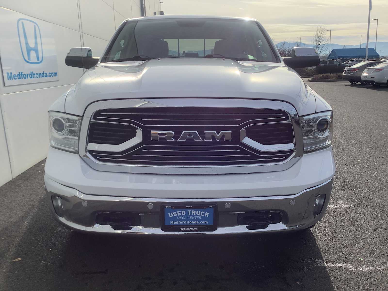 Thumbnail: 2019 RAM 1500 Classic - 9