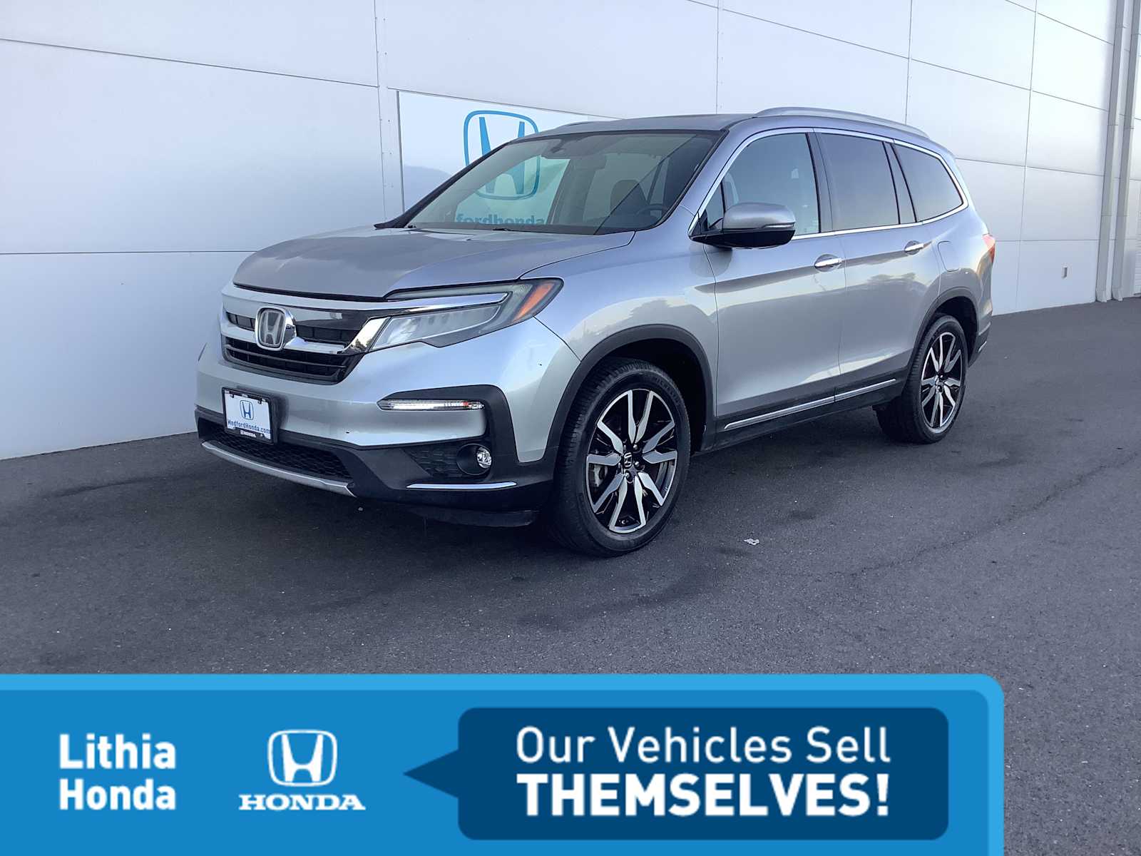 2019 Honda Pilot 4WD Elite's photo