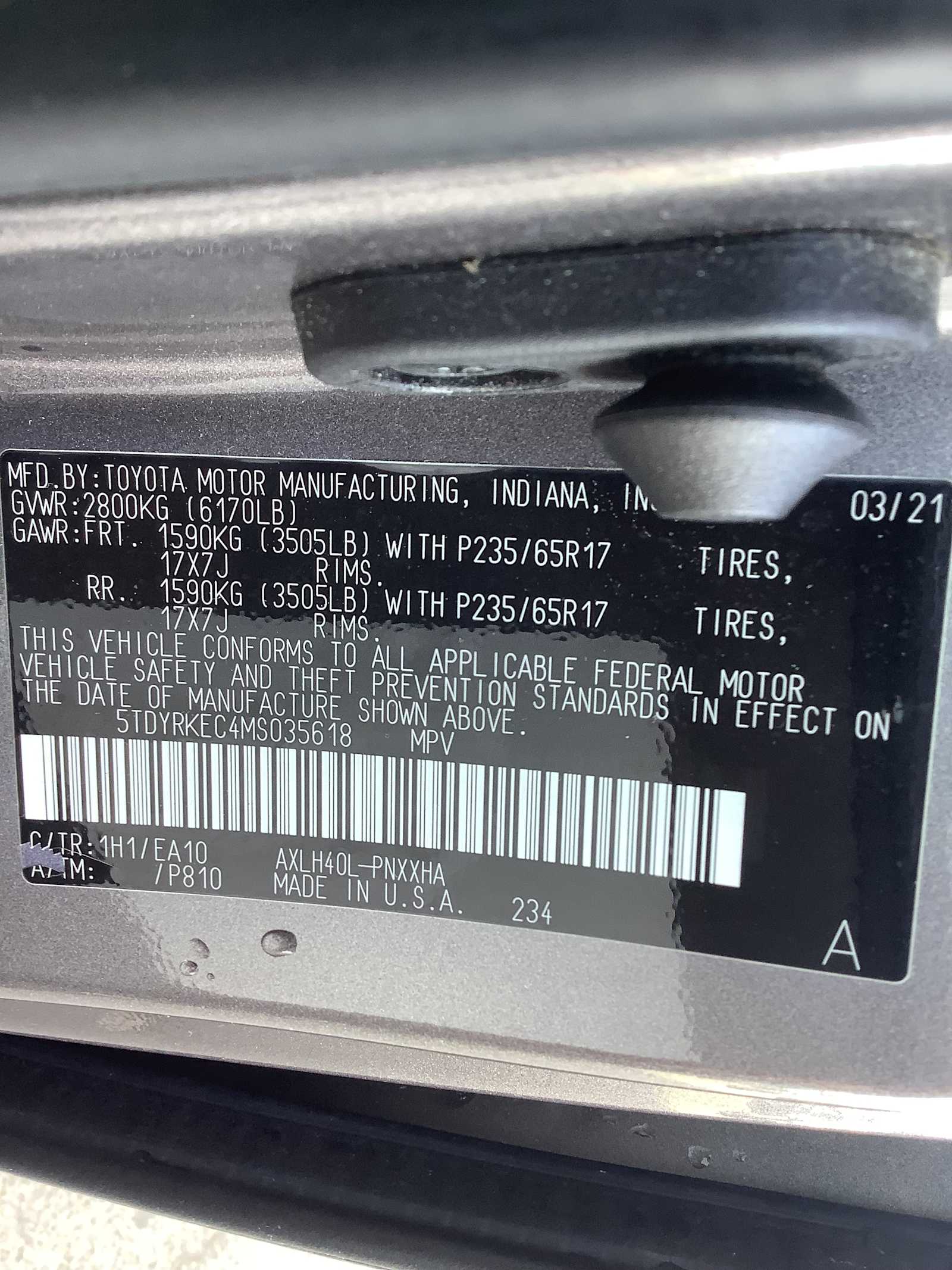 Thumbnail: 2021 Toyota Sienna - 21