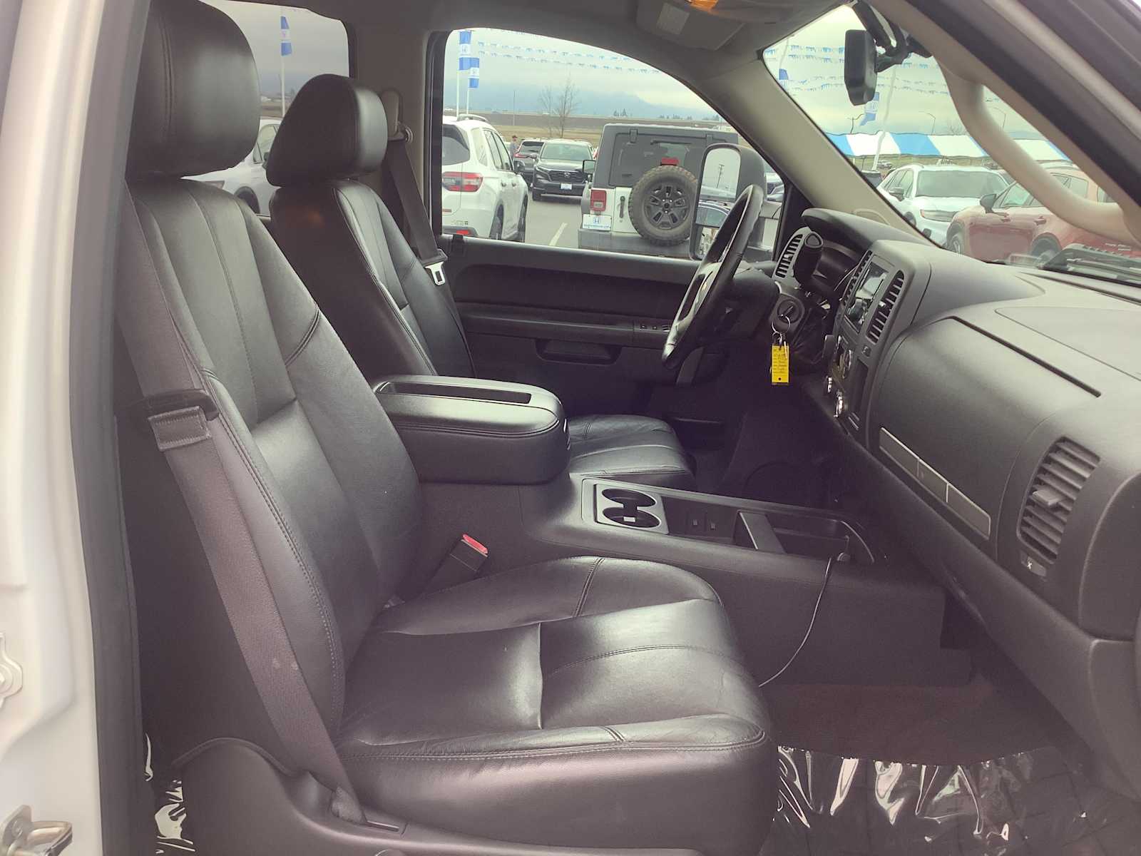 Thumbnail: 2013 Chevrolet Silverado 2500 - 15