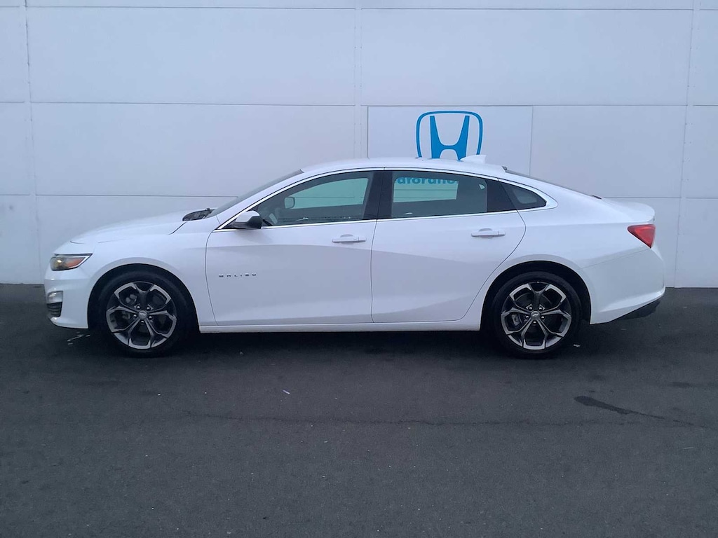 Used 2024 Chevrolet Malibu 1LT Sedan