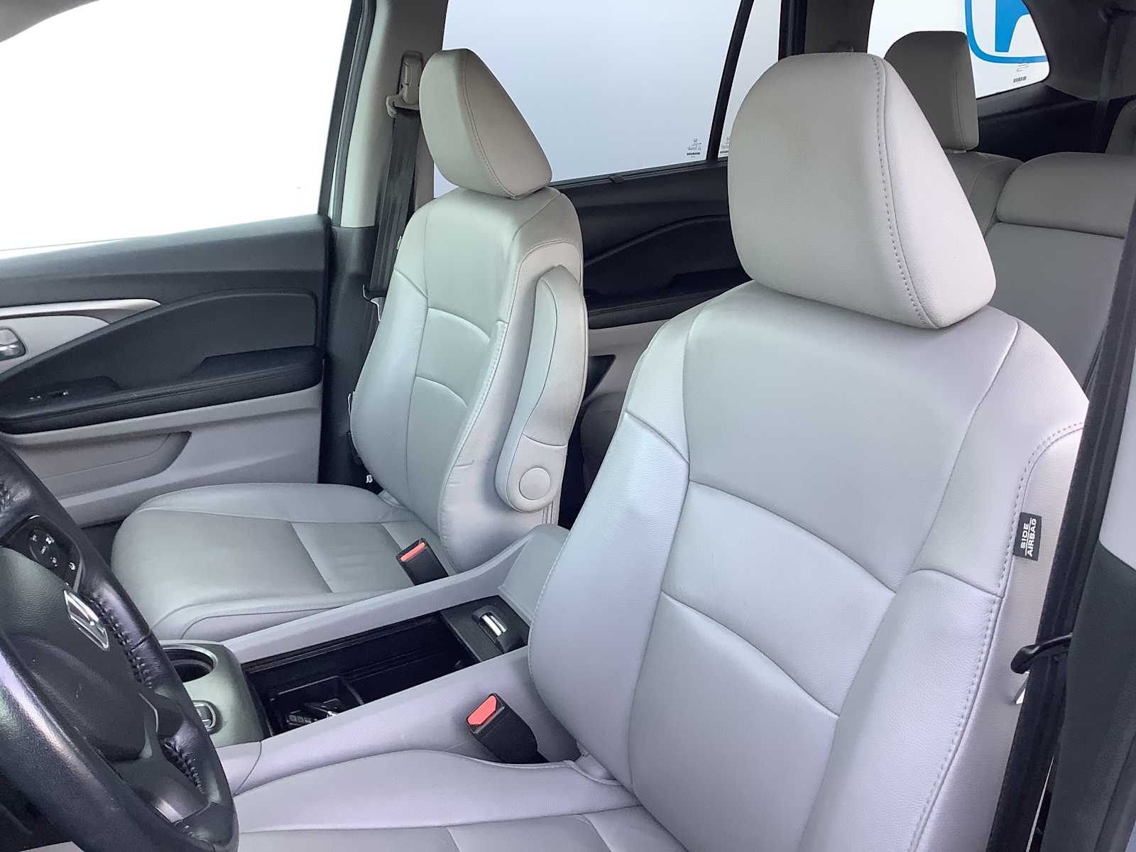 2022 Honda Pilot SE - Photo 12