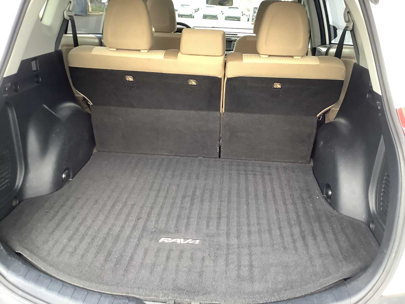 Thumbnail: 2013 Toyota RAV4 - 14