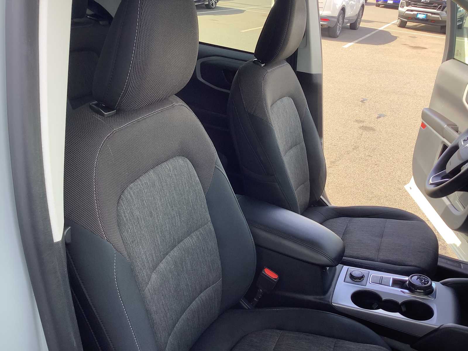 Thumbnail: 2021 Ford Bronco Sport - 14