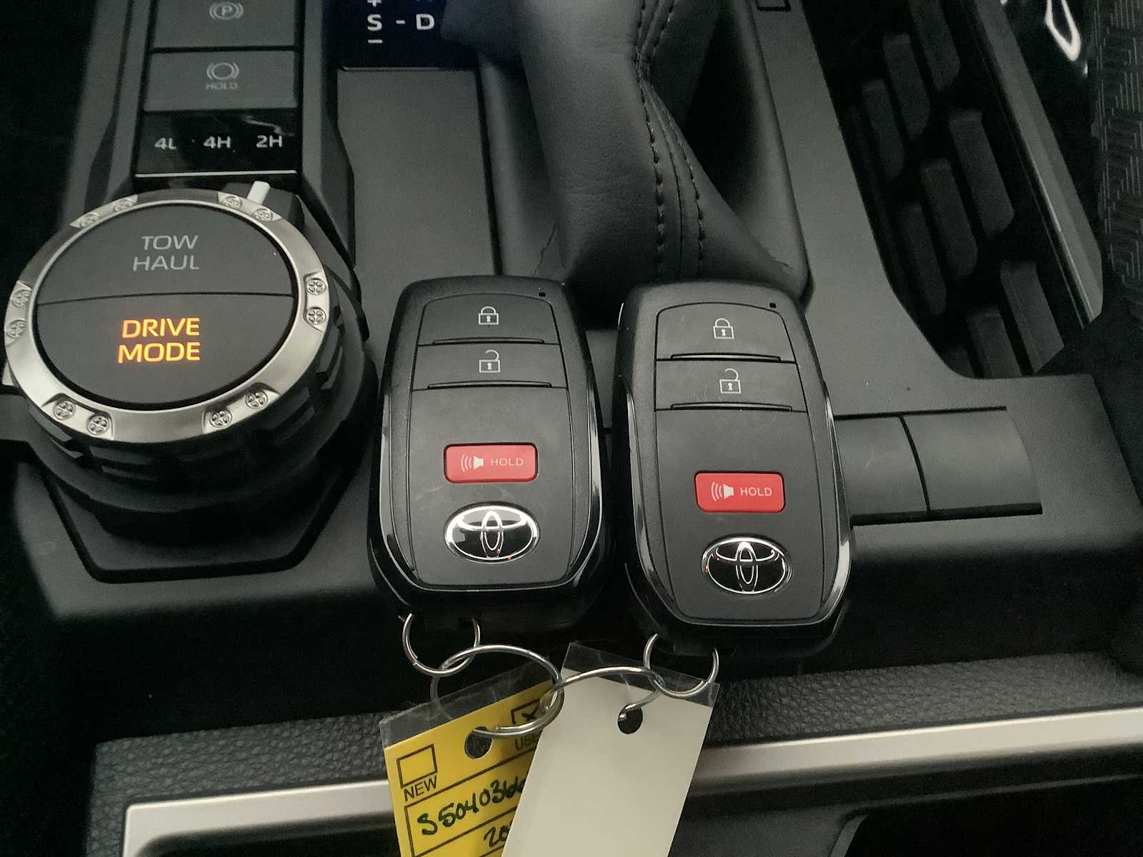 Thumbnail: 2025 Toyota 4Runner - 19