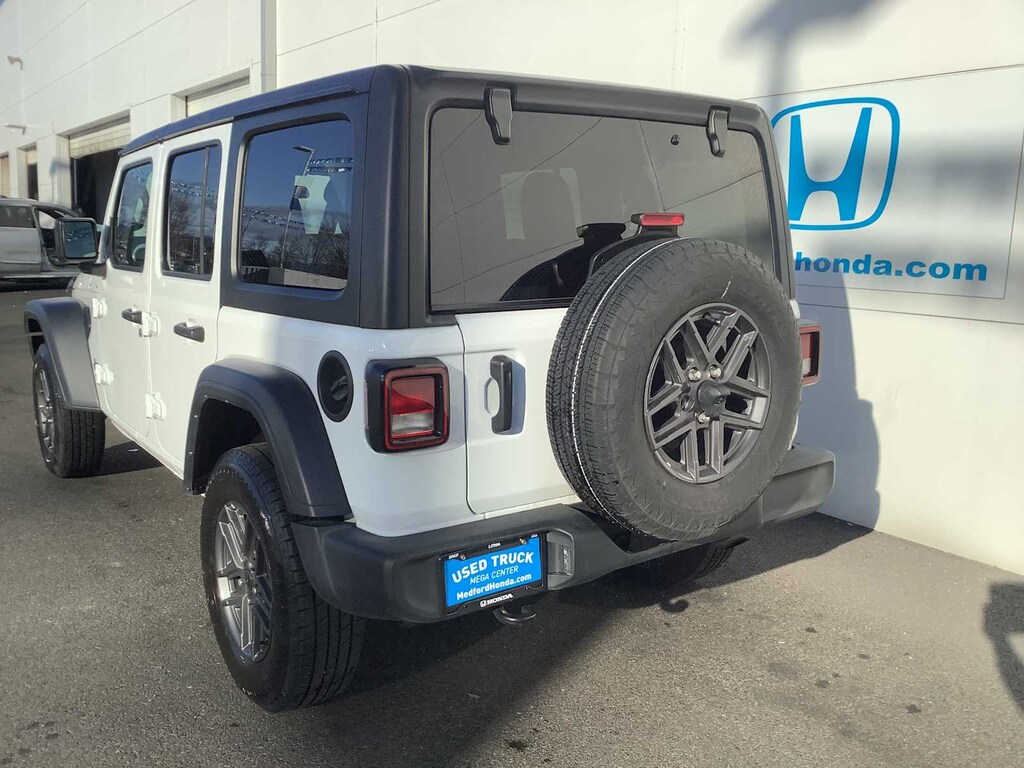 Used 2024 Jeep Wrangler Sport SUV