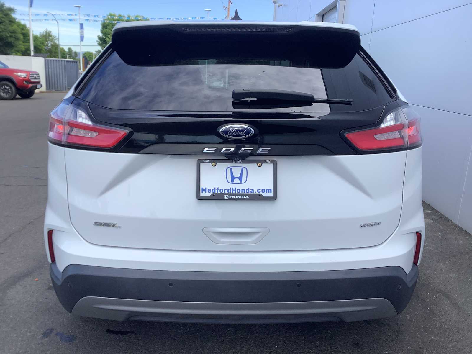 Thumbnail: 2022 Ford Edge - 5