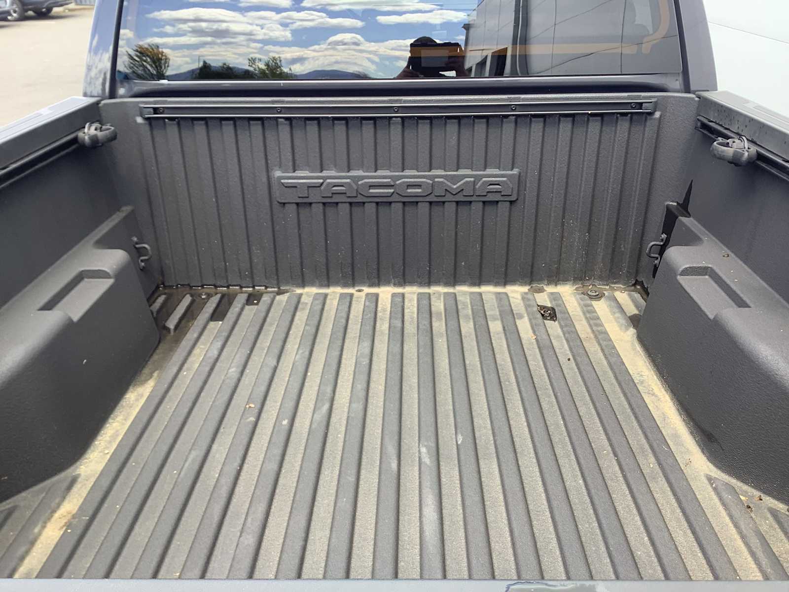 Thumbnail: 2024 Toyota Tacoma - 15