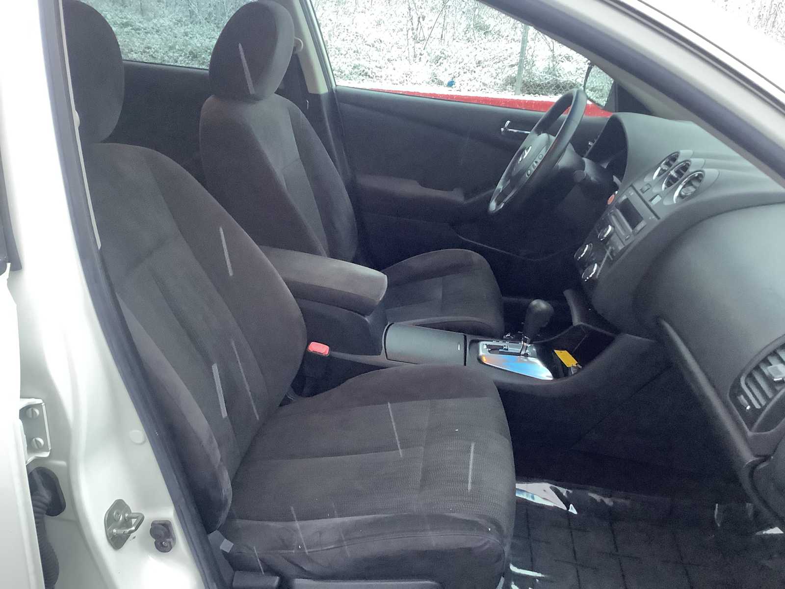 Thumbnail: 2011 Nissan Altima - 15