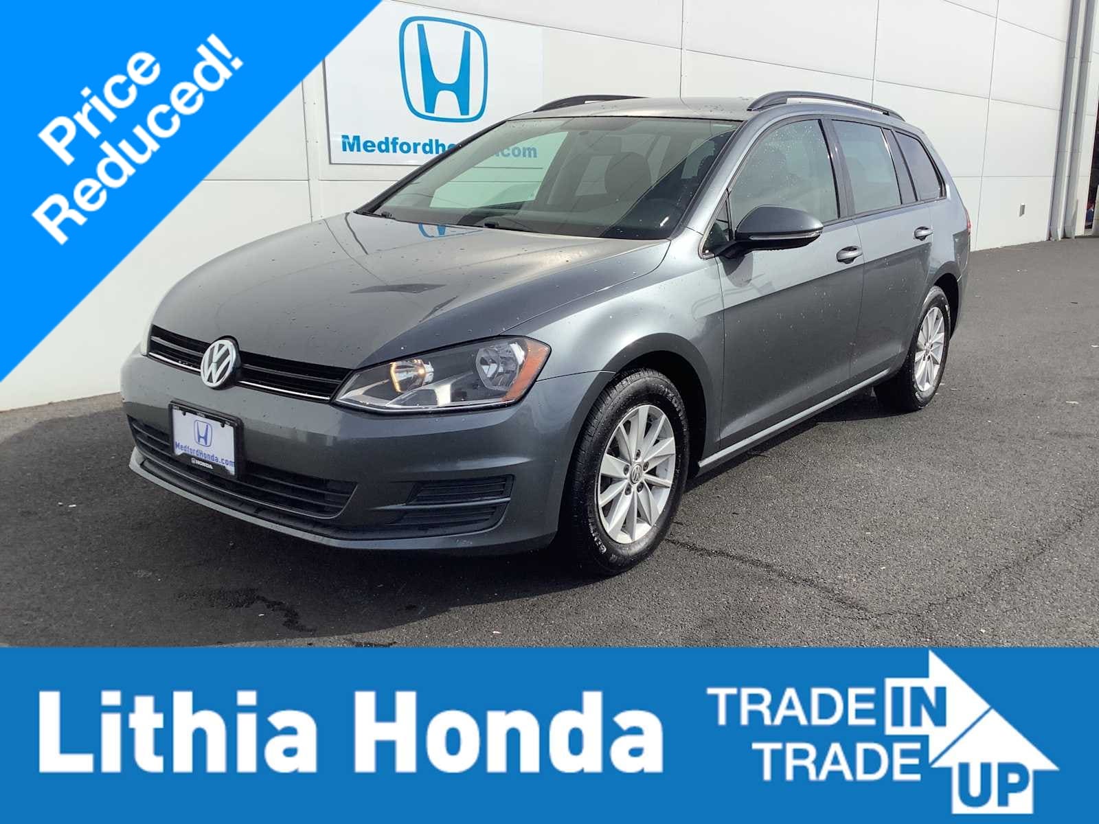 Thumbnail: 2016 Volkswagen e-Golf - 1