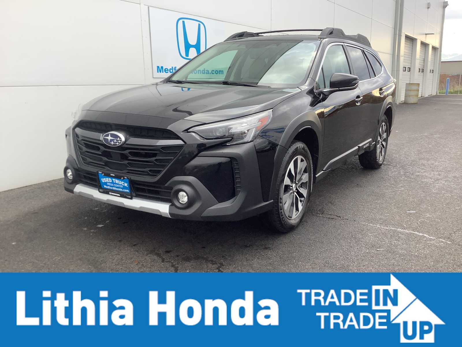 2025 Subaru Outback Limited's photo