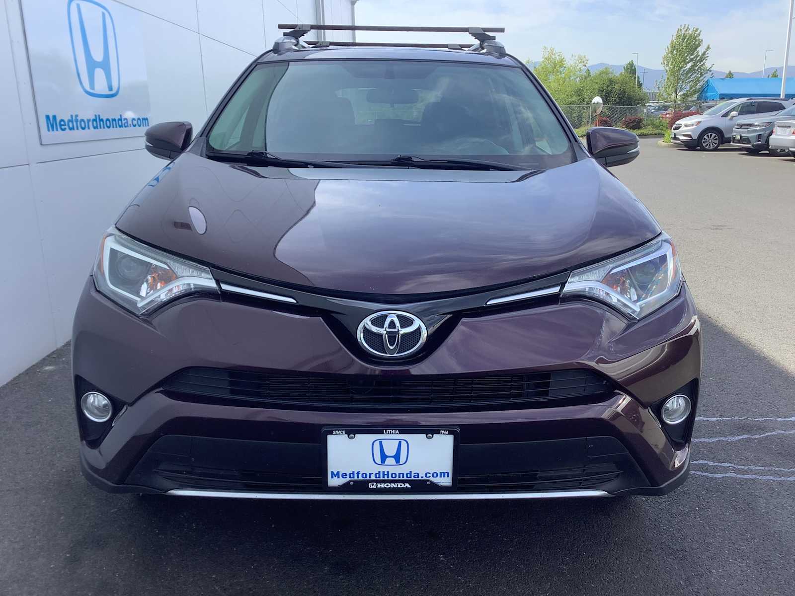 Thumbnail: 2016 Toyota RAV4 - 9