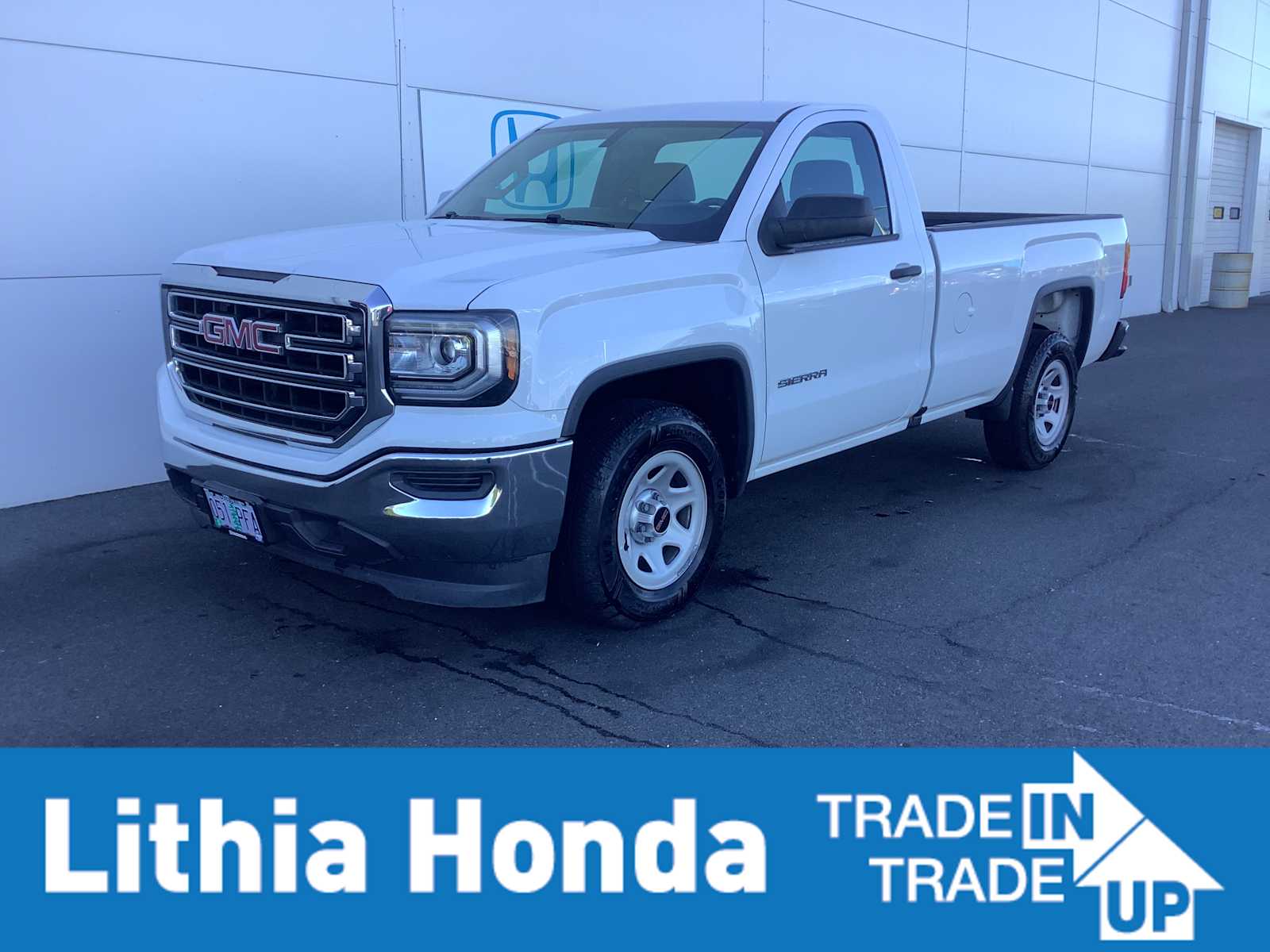 2017 GMC Sierra 1500 Base -
                  Medford, OR