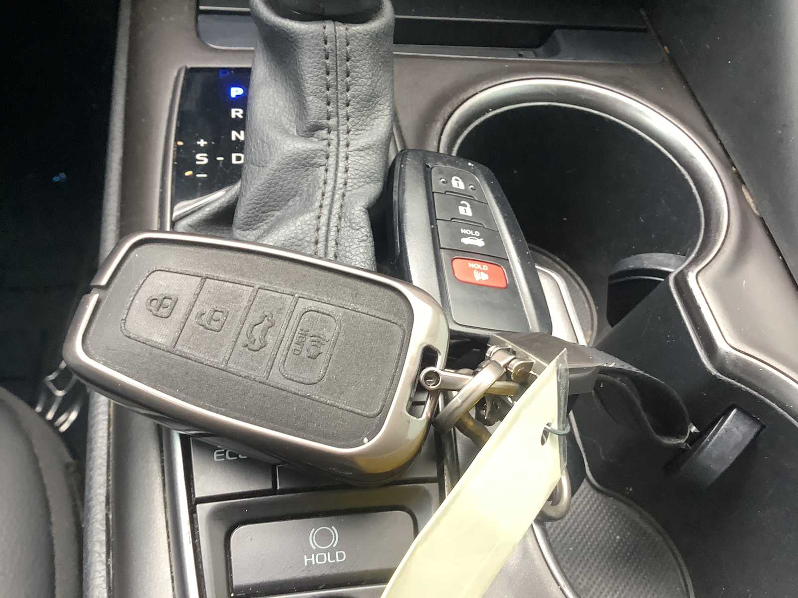 Thumbnail: 2023 Toyota Camry - 19