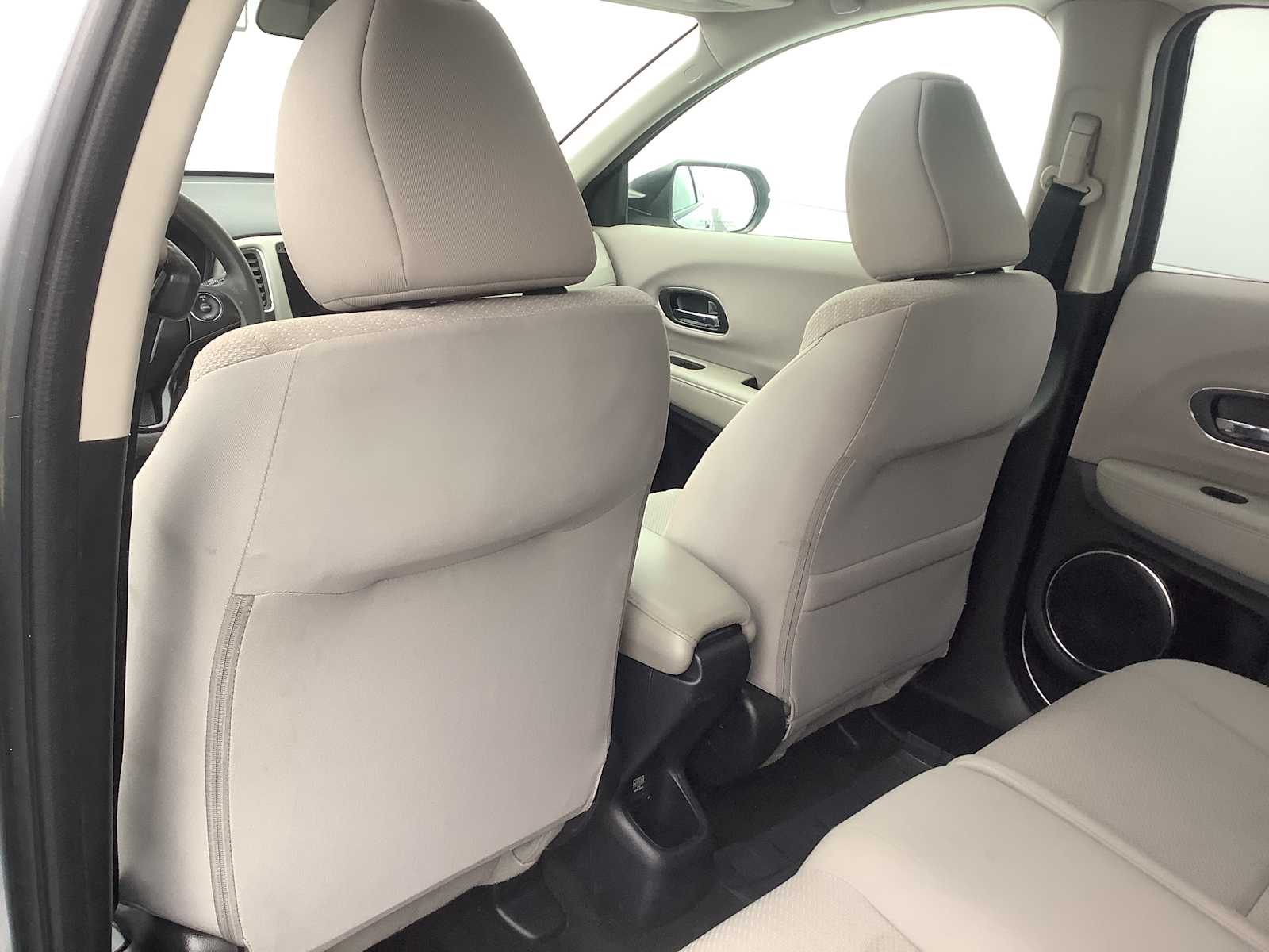 Thumbnail: 2018 Honda HR-V - 12