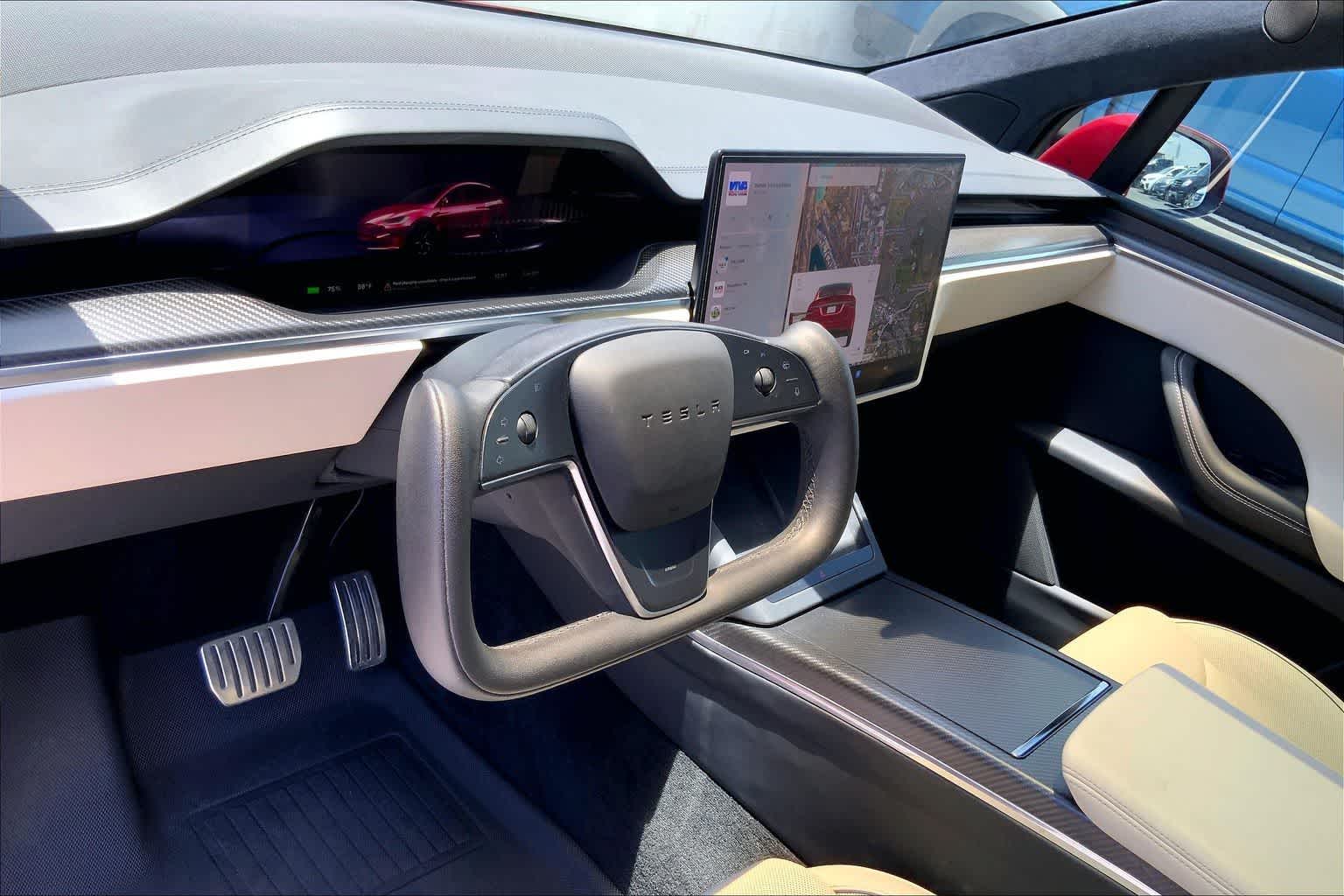 Used 2022 Tesla Model X Plaid with VIN 7SAXCBE64NF333571 for sale in Honolulu, HI