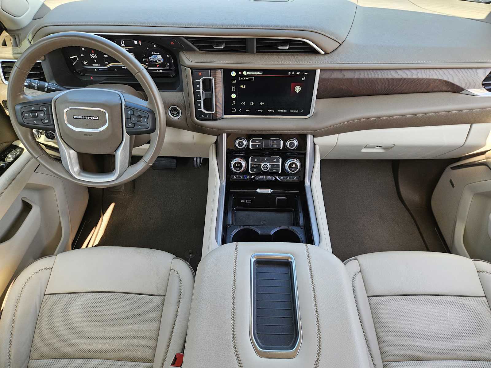 Thumbnail: 2022 GMC Yukon - 24