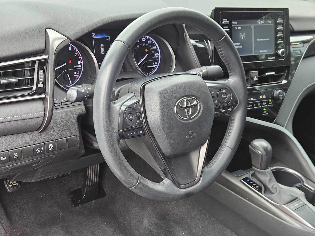 Used 2022 Toyota Camry SE Sedan