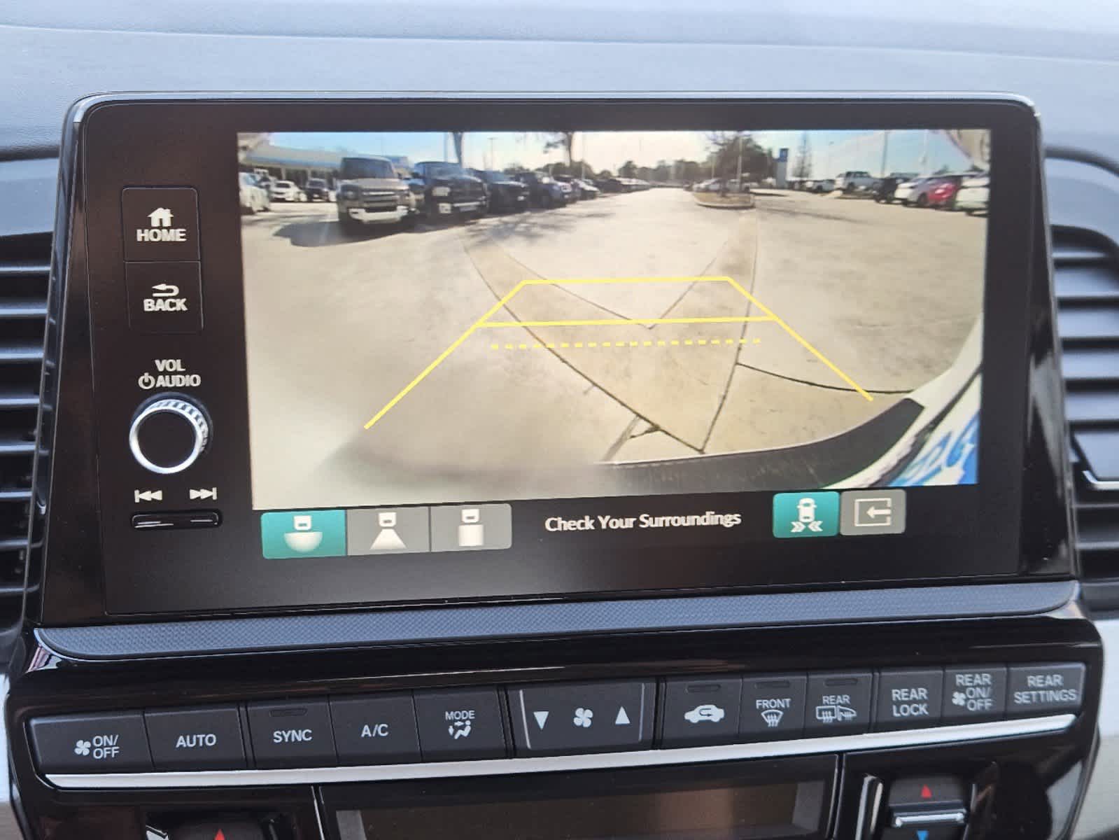 Thumbnail: 2026 Honda Odyssey - 15