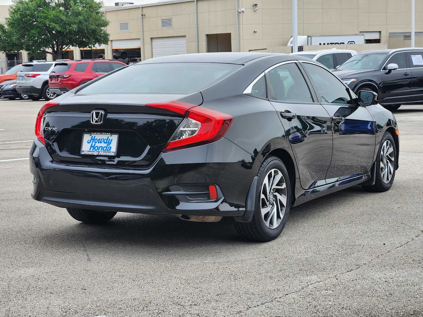 Thumbnail: 2016 Honda Civic - 6