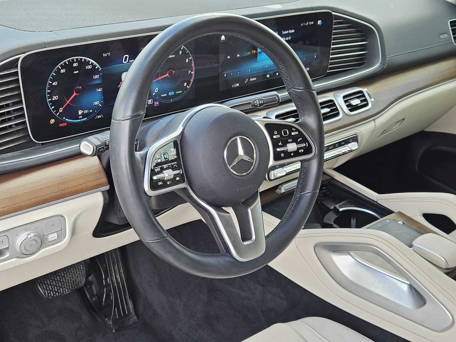 Thumbnail: 2023 Mercedes-Benz GLE - 2