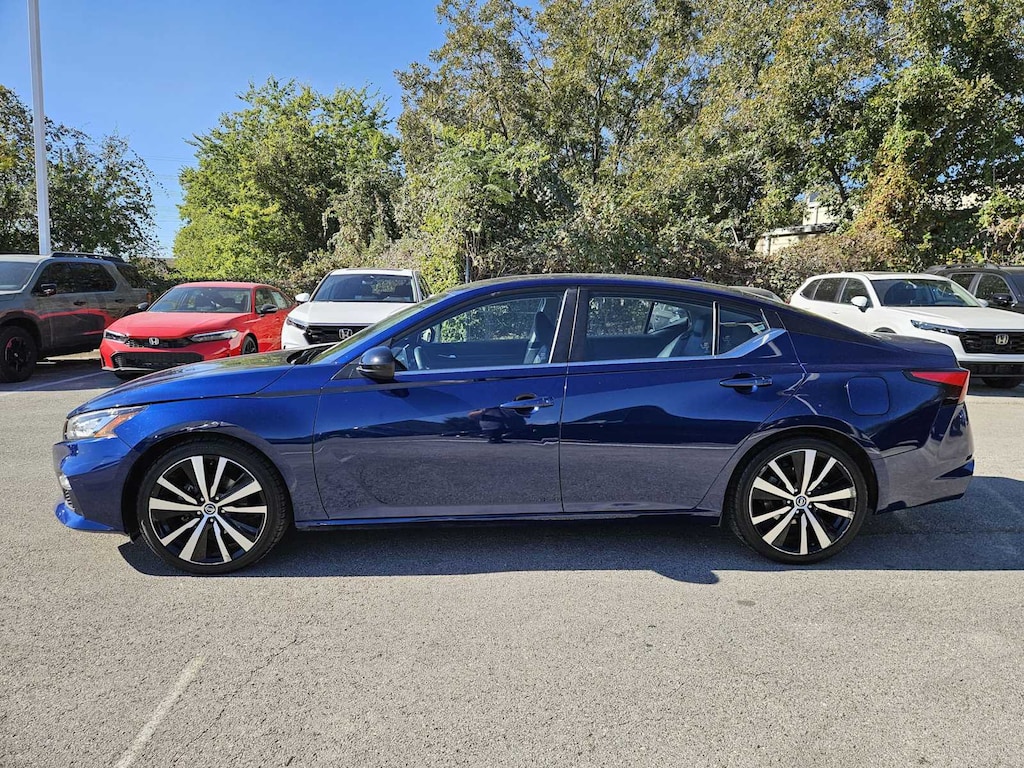 Used 2022 Nissan Altima 2.5 SR Sedan