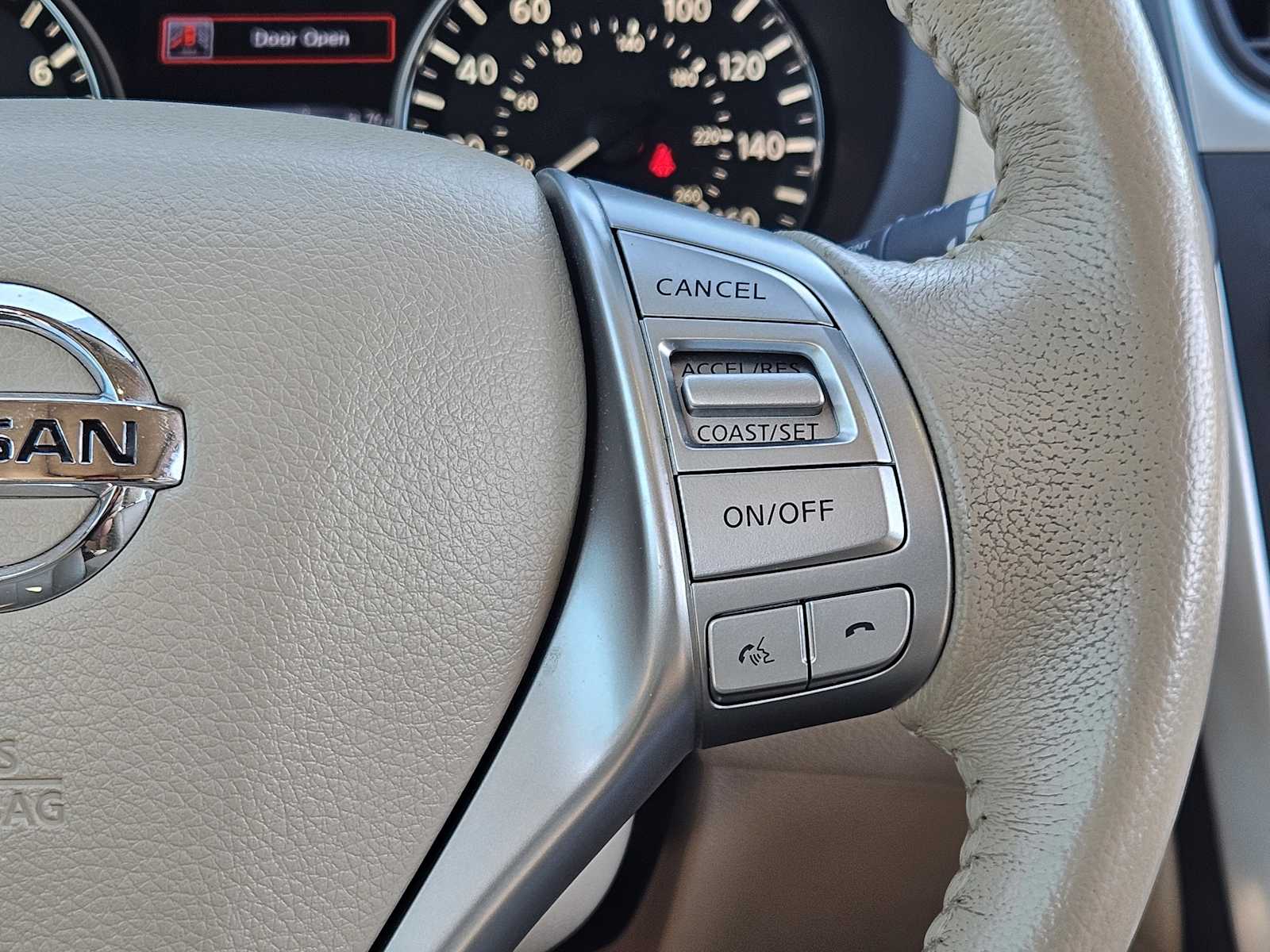 Thumbnail: 2016 Nissan Altima - 29