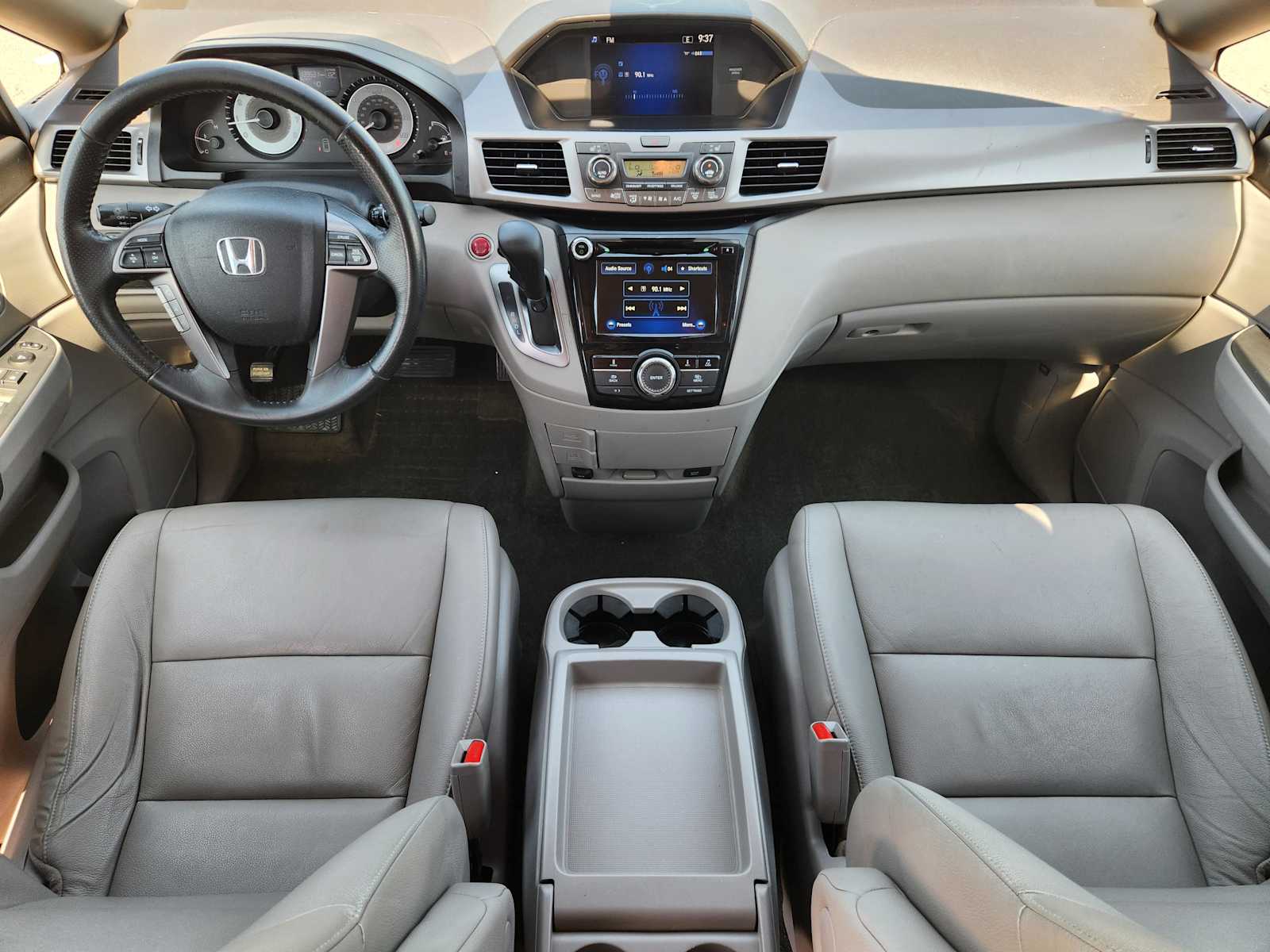 Thumbnail: 2016 Honda Odyssey - 25