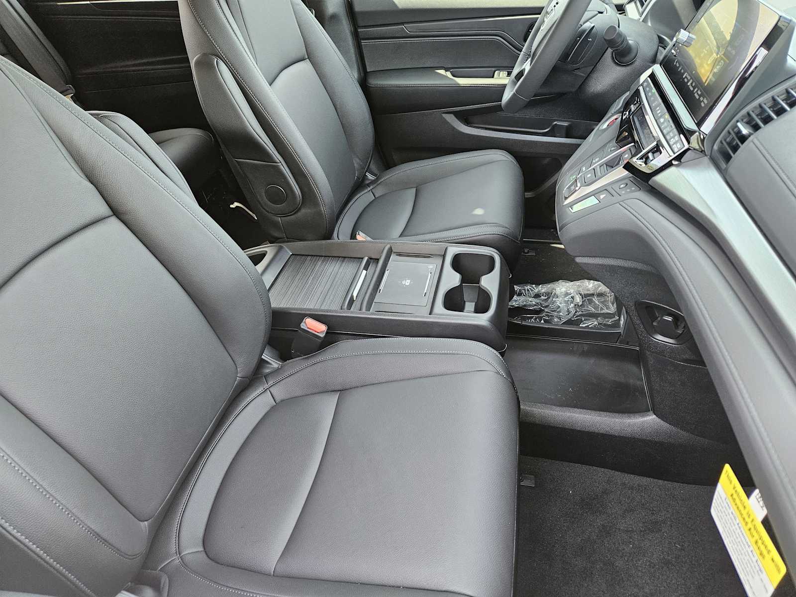 Thumbnail: 2025 Honda Odyssey - 11