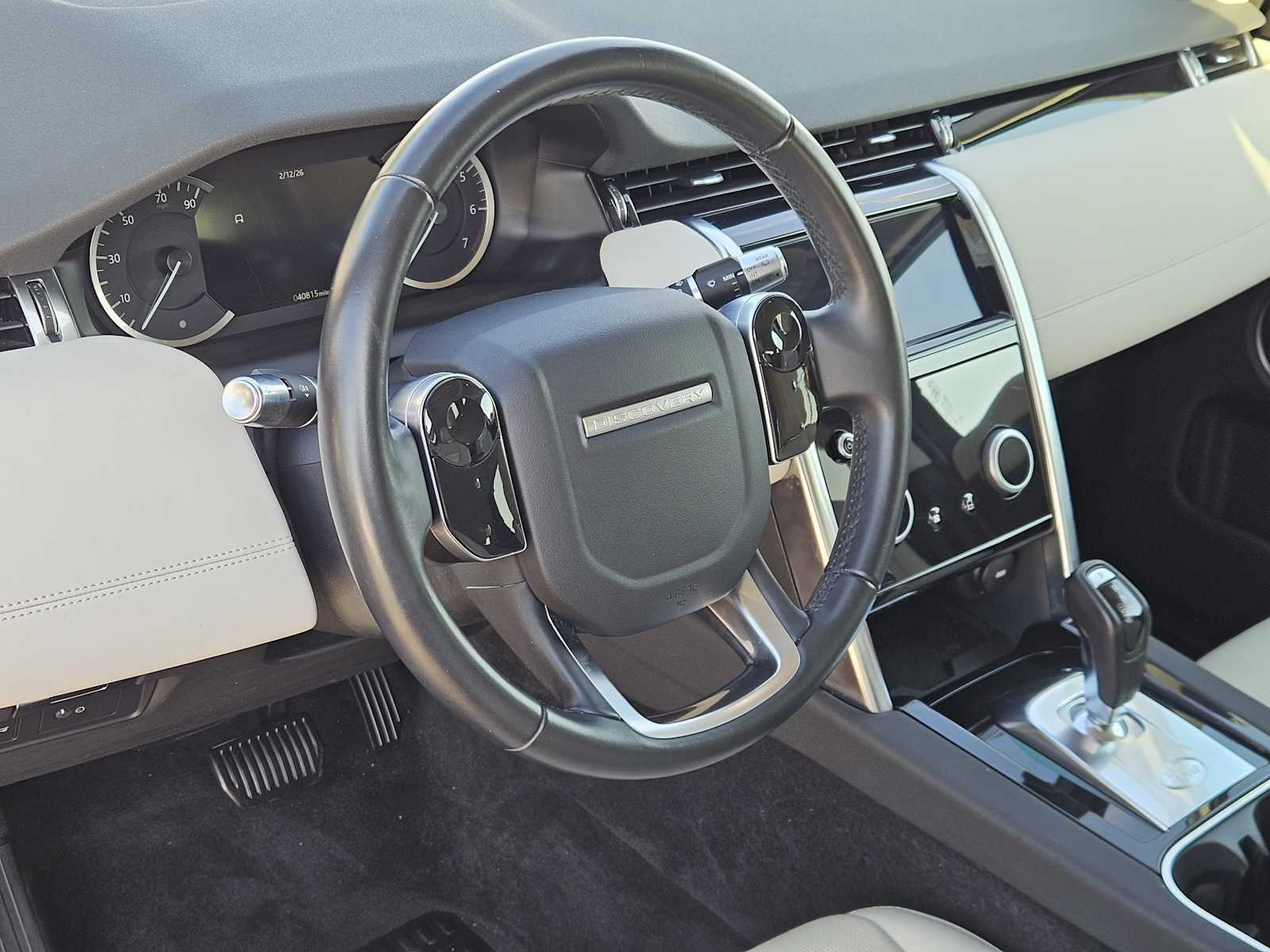 Thumbnail: 2020 Land Rover Discovery Sport - 2