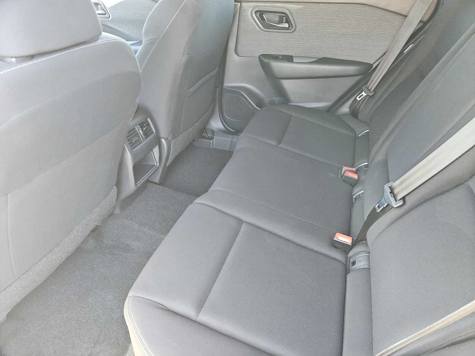 Thumbnail: 2023 Nissan Rogue - 27