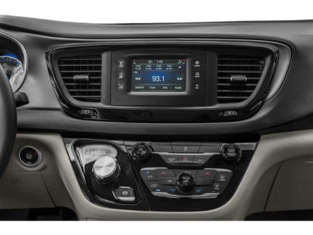 Thumbnail: 2020 Chrysler Pacifica - 13