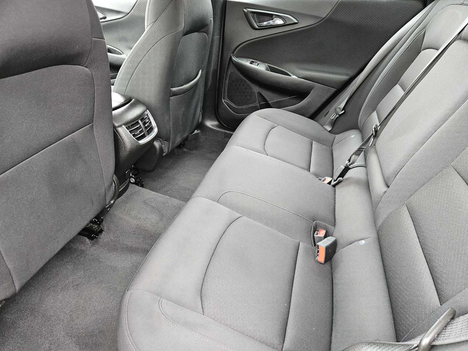 Thumbnail: 2023 Chevrolet Malibu - 28