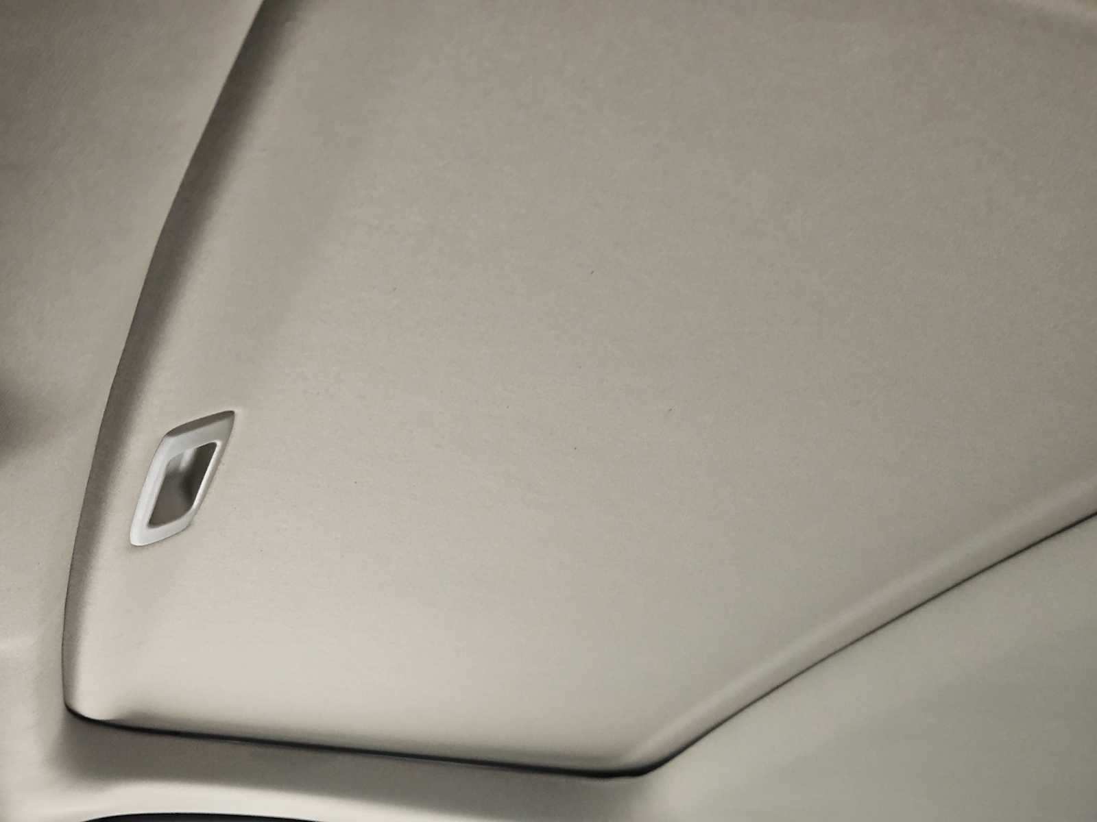 Thumbnail: 2011 Honda Pilot - 23