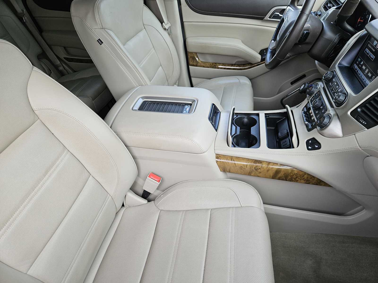 Thumbnail: 2017 GMC Yukon - 13