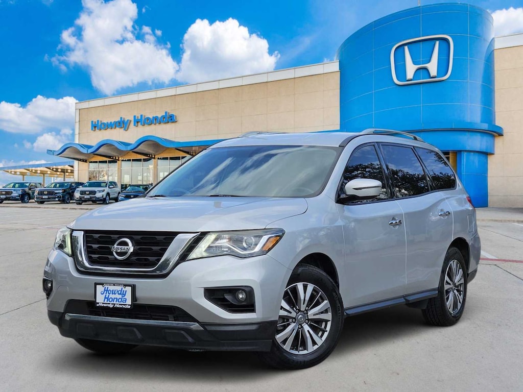 Used 2020 Nissan Pathfinder SV SUV