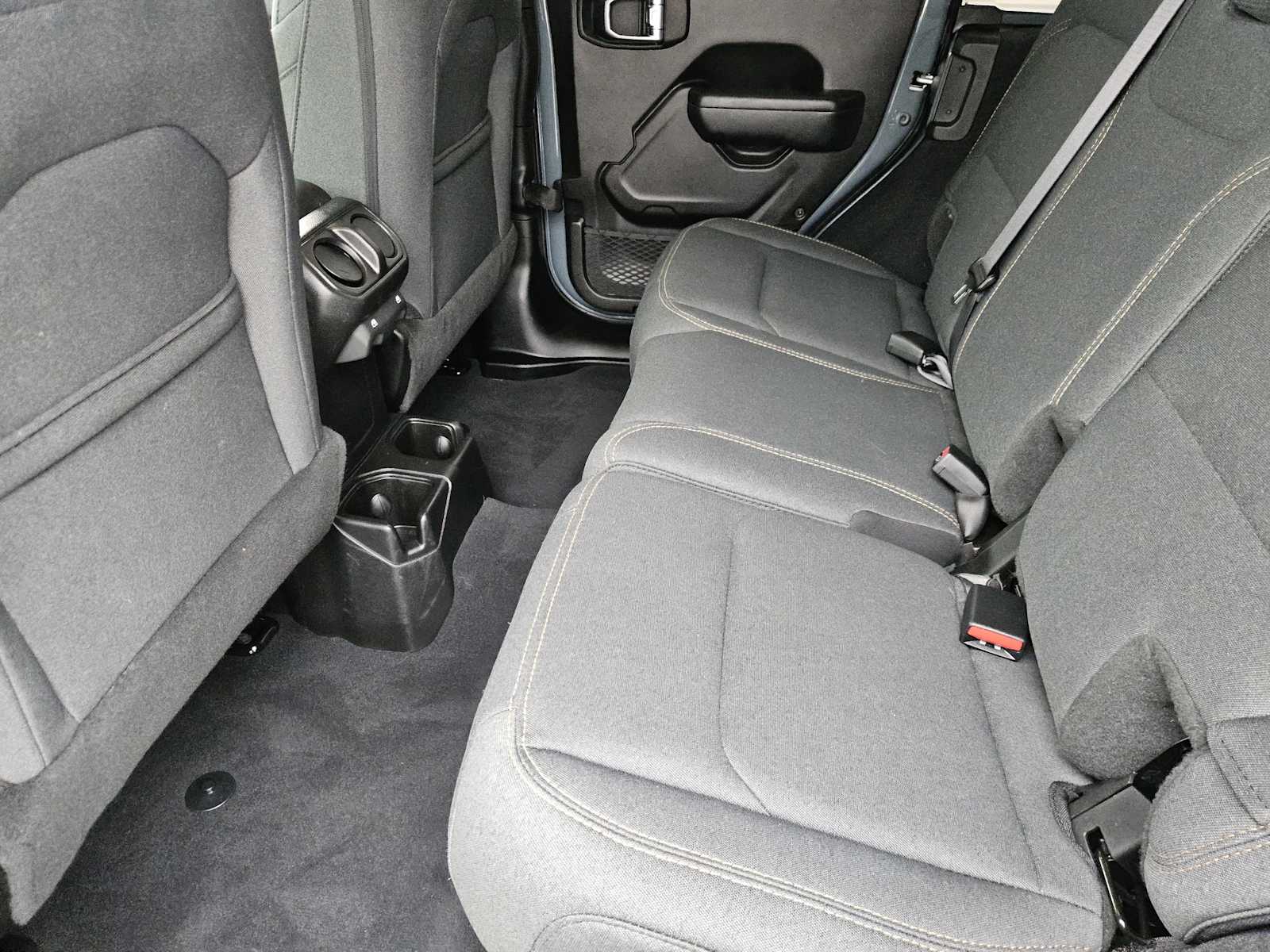 Thumbnail: 2025 Jeep Wrangler - 28